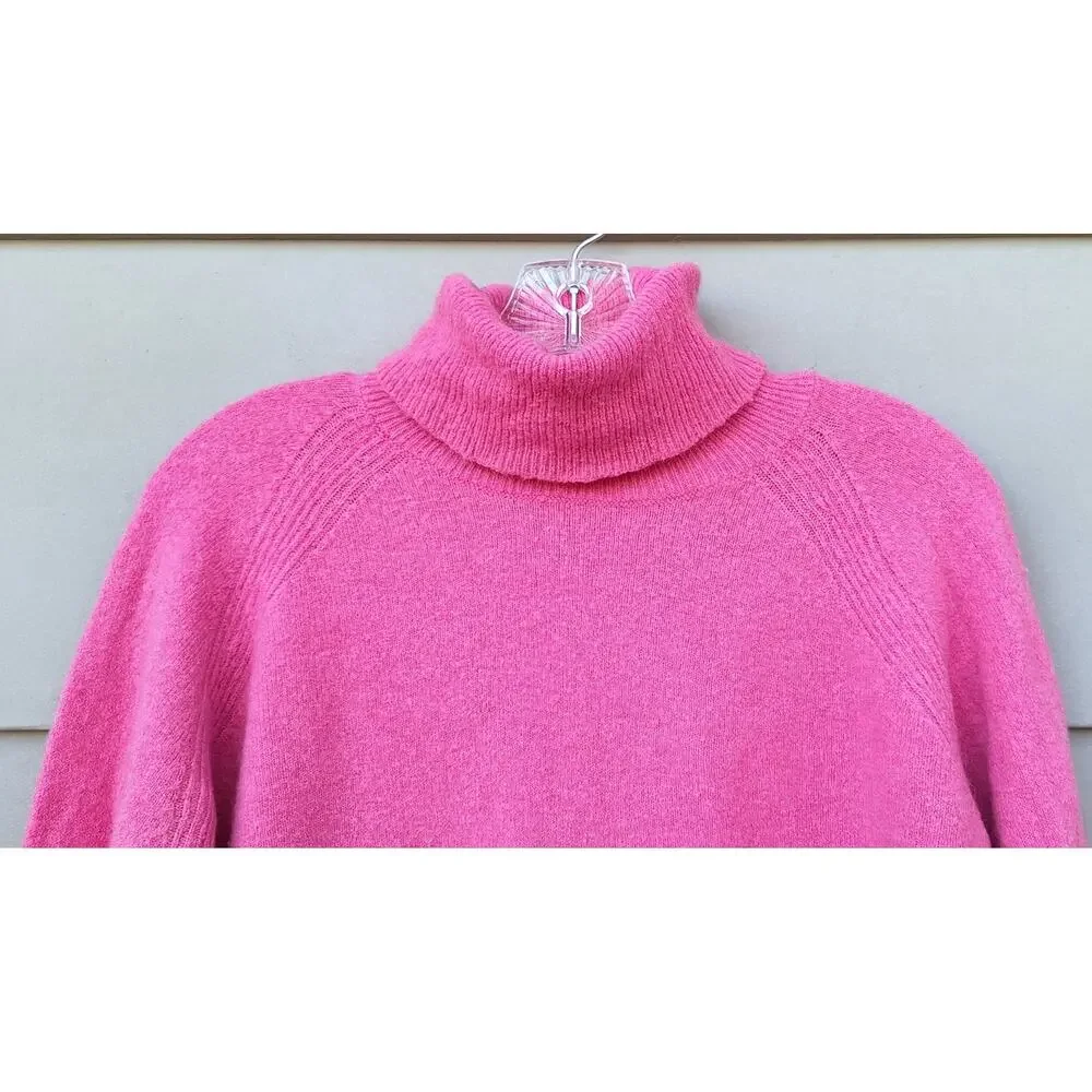 J. Crew Wome's Turtle neck Merino Wool Alpaca blend Pink Sweater Lightweight M L